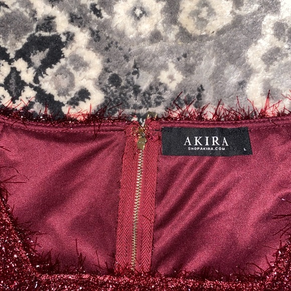 AKIRA tinsel Burgundy crop top size large - Picture 3 of 8